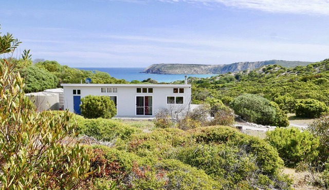 Allure Beach Retreat - Privacy, Nature, Direct Beach Access