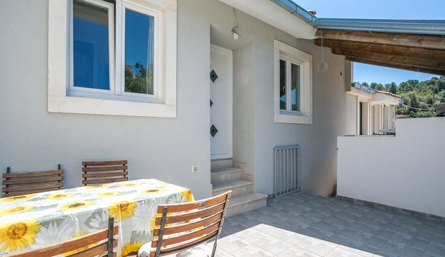Alluring Apartment in Stomorska near the Sea