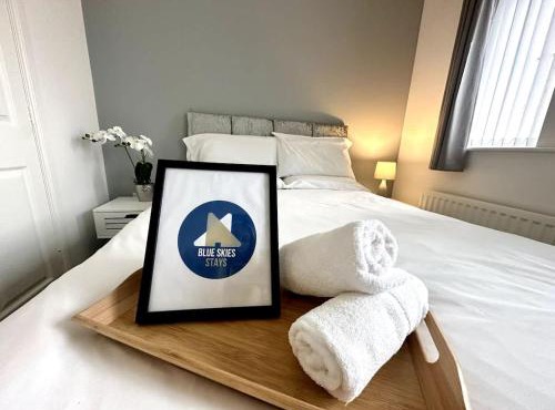 Alma House by Blue Skies Stays