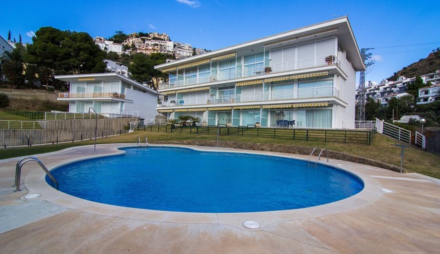 Almadraba F3 - Two Bedroom Apartment, Sleeps 6