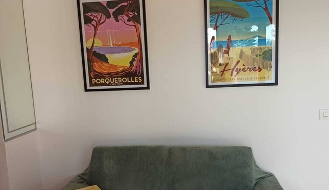 Almanarre beach house 2