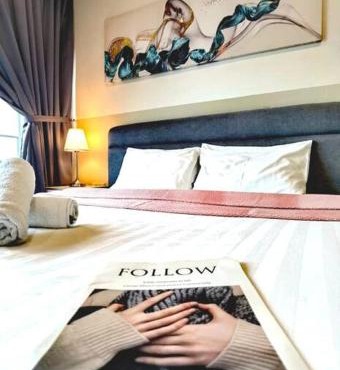 Almas Suites Muji 100mbps Netflix By STAY