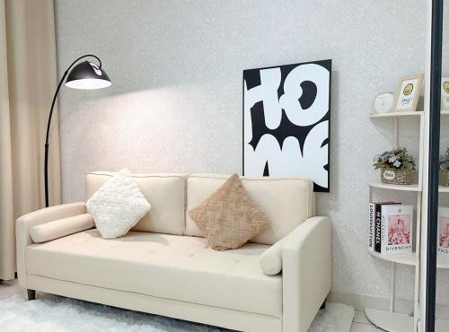 Almas suites Puteri Harbour Netflix Free snack