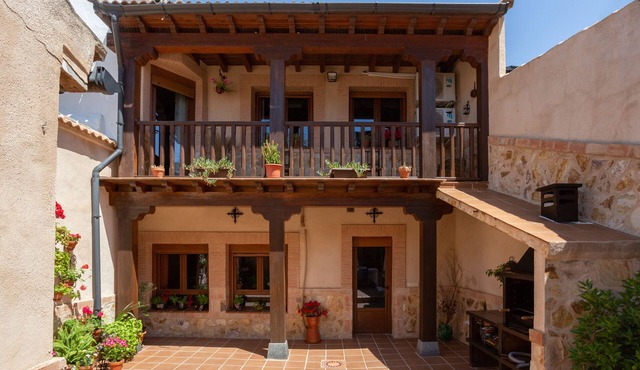 Almenas del Cid rural house
