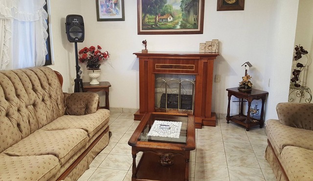 Almoloya De Juarez Colonial House