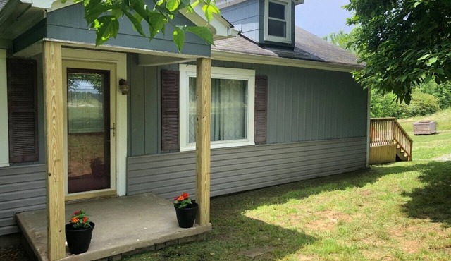 Almost 5 miles to New River National Park, Canyon Rim and WV finest Whitewater