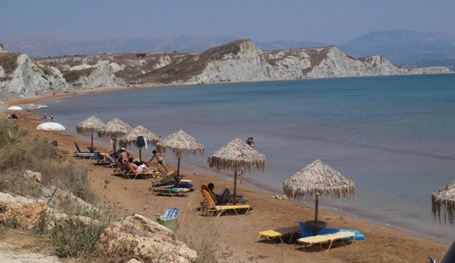 Almyros Studios & Apartments