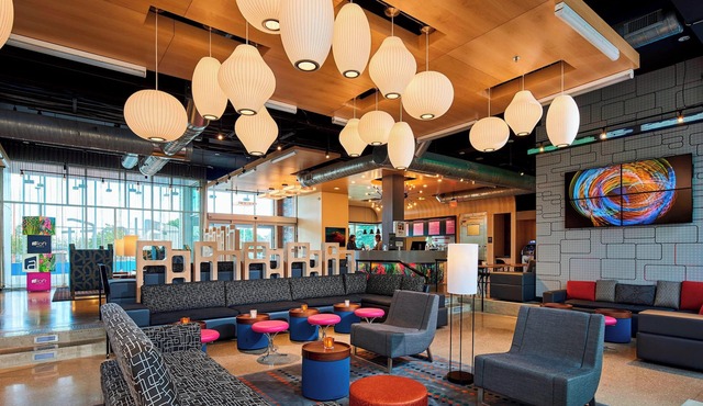 Aloft by Marriott Cleveland Airport