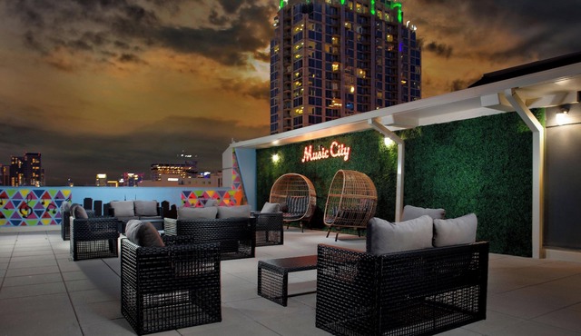 Aloft by Marriott Nashville West End
