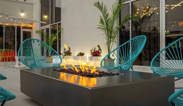 Aloft Chicago Schaumburg