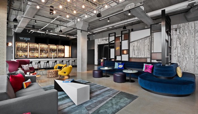 Aloft Kansas City Country Club Plaza