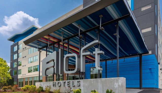 Aloft Nashville Airport