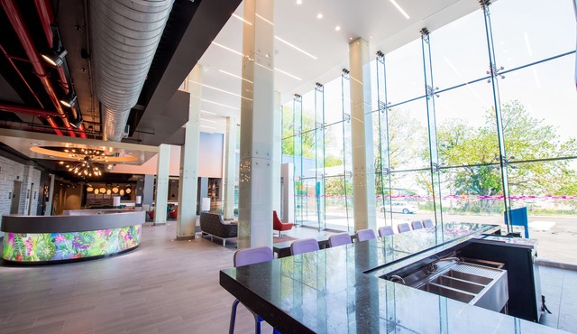 Aloft New York LaGuardia Airport