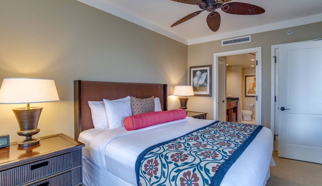 Aloha Vibes: 2 Stylish Units w/Full-Kitchen! Near Wo Hing Temple Museum!