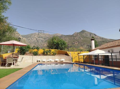 Alojamientos Rurales Balcón de Mágina
