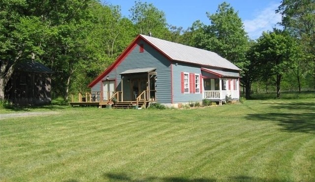 Alone Mill Schoolhouse - A paradise for outdoor lovers