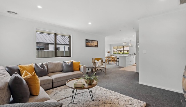 Alpha'N'est - Cromwell Holiday Home