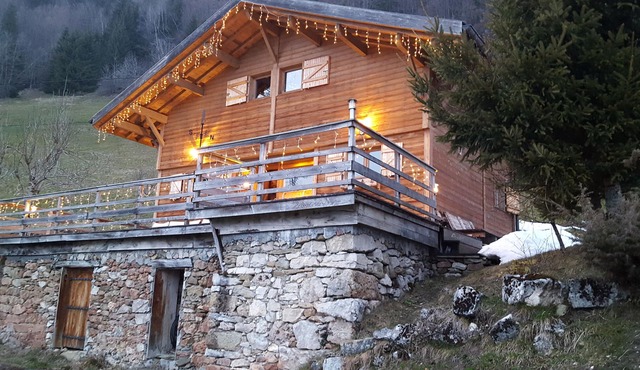 Alpine chalet 10 km from La Clusaz and Le Grand Bornand