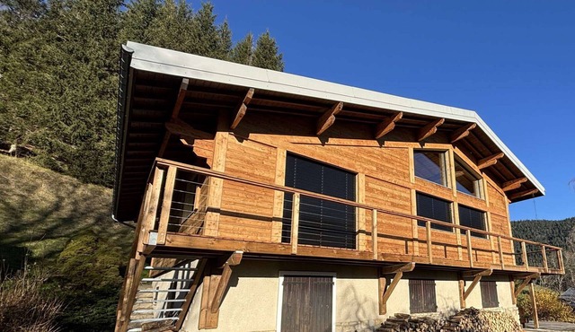 Alpine chalet in Méaudre, 12 pers, panoramic view, charm and comfort