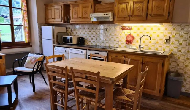 Alpine chalet - Village house near cable car