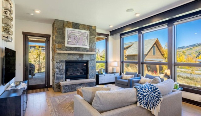 Alpine Drift Luxury Rental, Pet Friendly, Private Firepit