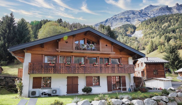 Alpine tranquillity from a large chalet with a sunny garden & beautiful views