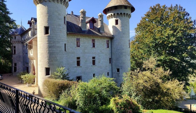 Alpine Chalet Retreat with Pool