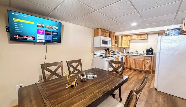 Alpine Horn #3 ~ Sauna & Close to Powderhorn!