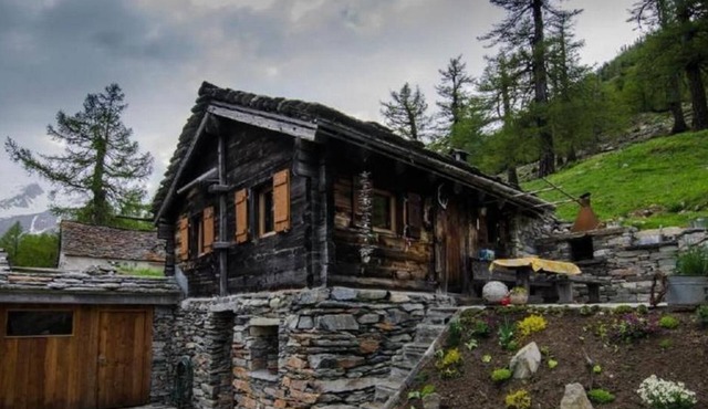 Alpine hut Hittä in Simplon village in sunny Valais