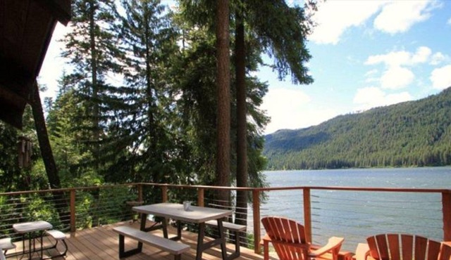 Alpine Lake Escape on Fish Lake