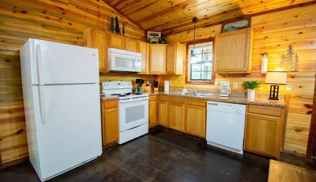 Alpine Lodge|18Acres|Creek|Swim|Hiking|ATV|Cabin