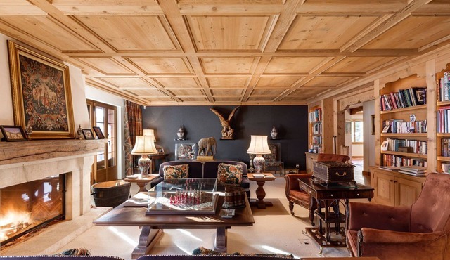 Alpine Luxury Flat in Rougemont