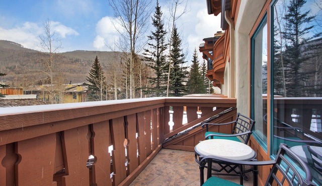 Alpine Luxury Room | 2 Queen Beds | On-site Pool!