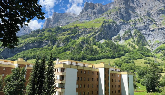 Alpine magic Leukerbad: Your dream holiday in the heart of the Swiss Alps