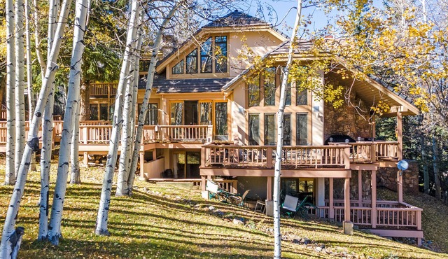 ALPINE MANSION, 8BR + LOFT BR SLEEPS 24 HUGE 8000 sq ft EXCLUSIVE BEAVER CREEK!