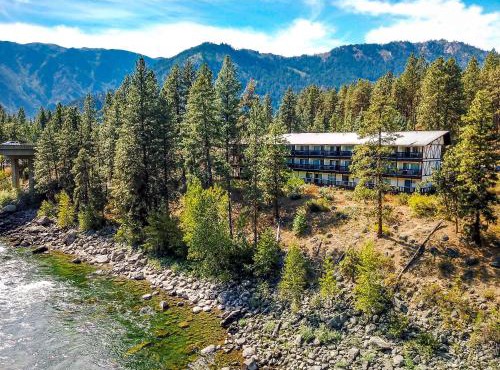 Alpine Rivers Inn