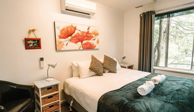 Alpine Riverside Cottages