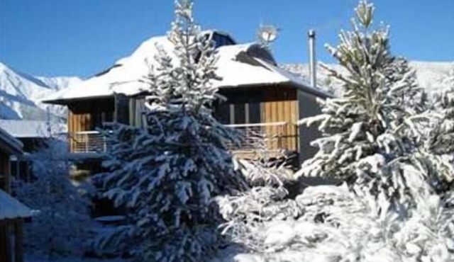 Alpine Snow Dome, Castle Hill Village,