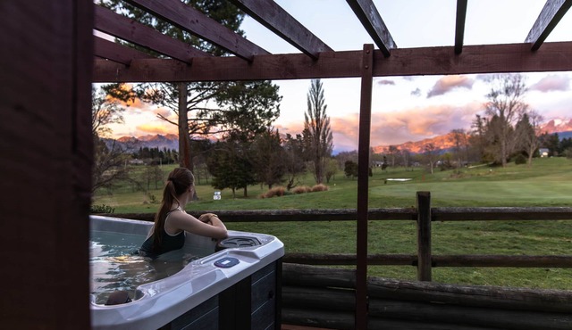 Alpine Springs Motel | Hot Tub | Unit 2