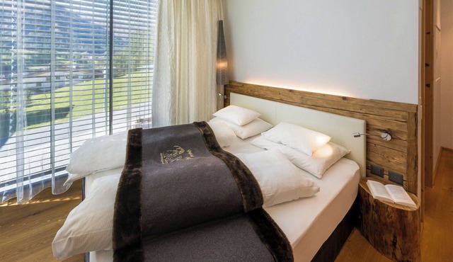 alpinlodge & spa*, (Samnaun-Ravaisch). by Interhome