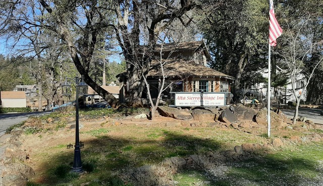 Alta Sierra Village Inn