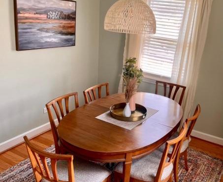 Altavista House - Renovated, Charming, & Walkable