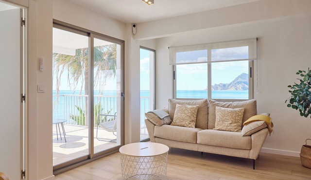 Altea Beach Front Luxury Apartment