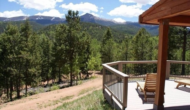 Altitude with Attitude-Awesome Mountain Cabin