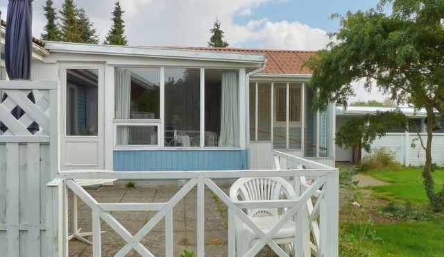 "Altje" - 400m from the sea by Interhome