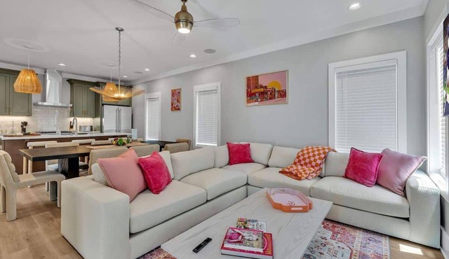 Alto- Lrg Private Rooftop- Mins to Broadway & 12 S