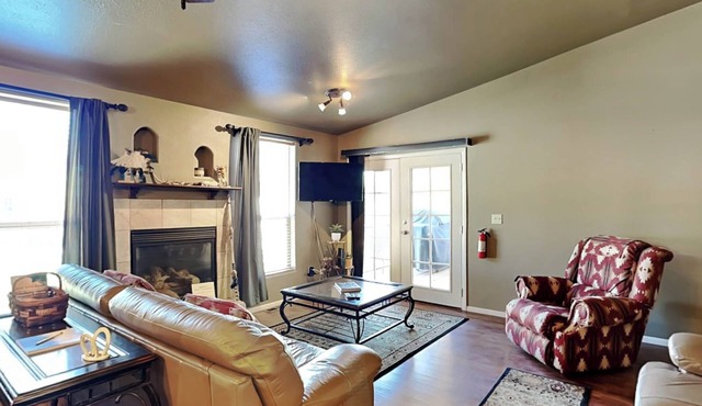 Alto Paradise | Serene Views, Large Deck