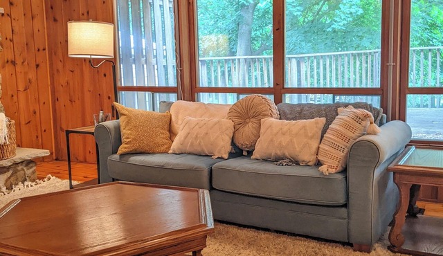 Alton Riverside Cottage main floor apartment.