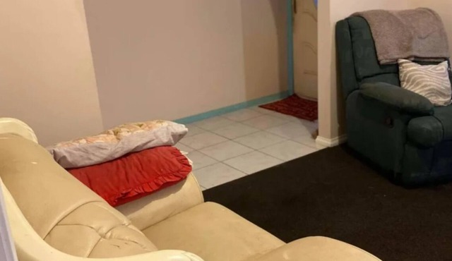 ALTONA ROOMS FOR RENT