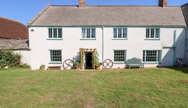 ALURIC'S HALL, with open fire in Porlock